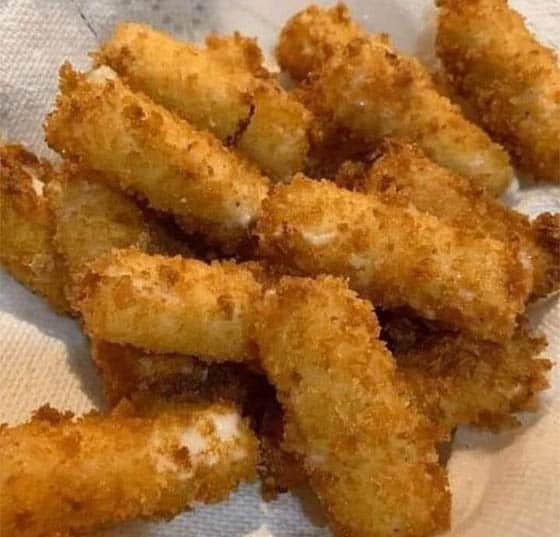 Keto Mozzarella Sticks