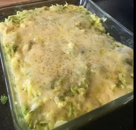 Keto Chicken Broccoli and Rice Casserole - Easy Keto Diet Recipe