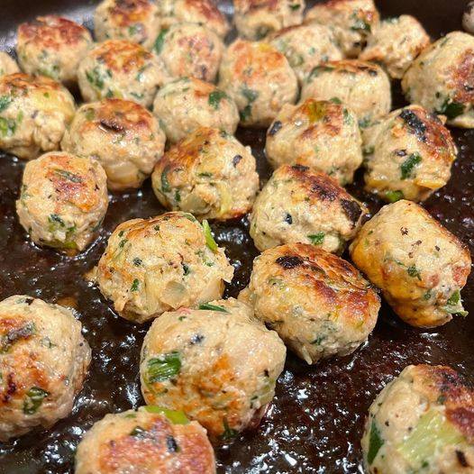 Keto chicken meatballs